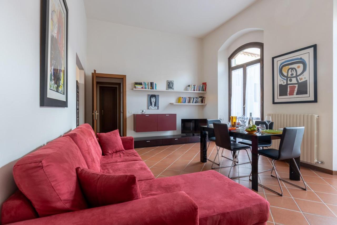 Tranquil Elegance In The Heart Of Pisa - Historic Convent Apartment Exteriör bild